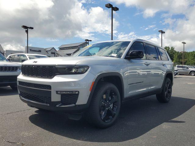 new 2025 Jeep Grand Cherokee L car, priced at $43,677