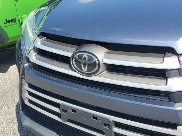 used 2018 Toyota Highlander car, priced at $19,698