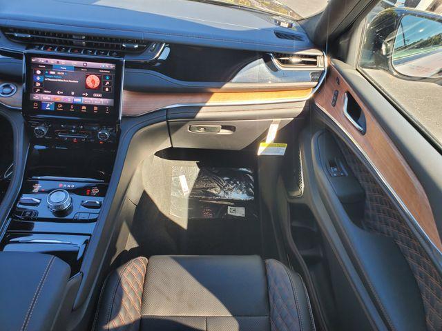 new 2025 Jeep Grand Cherokee L car, priced at $62,975