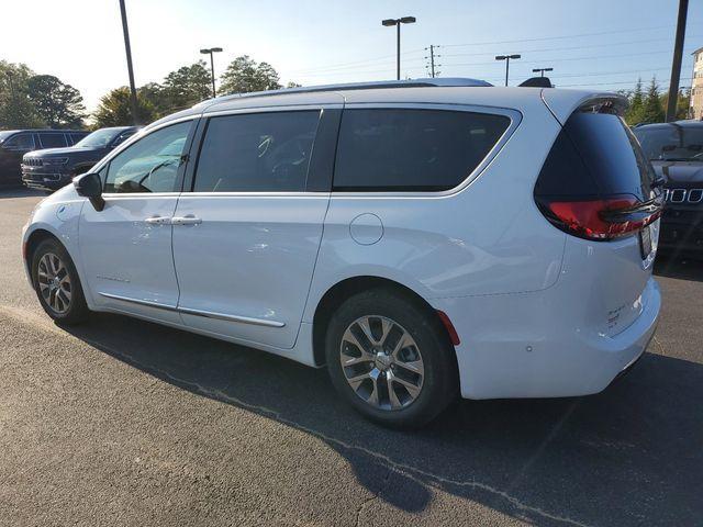 new 2025 Chrysler Pacifica Hybrid car, priced at $46,755