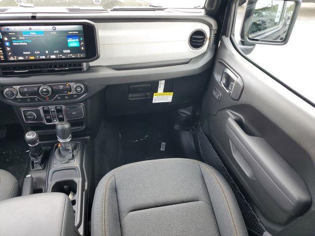 new 2025 Jeep Gladiator car, priced at $41,347