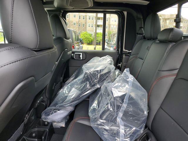 new 2025 Jeep Gladiator car, priced at $60,790