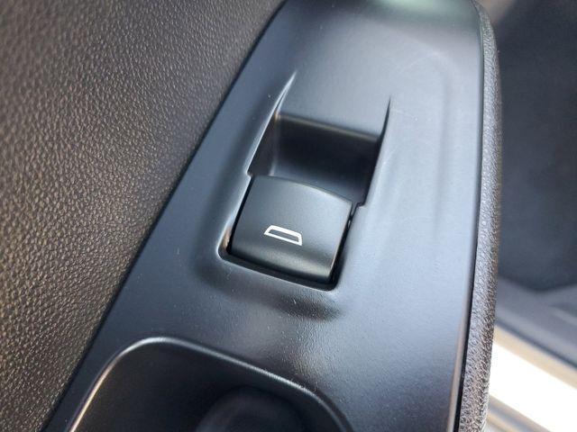 used 2023 Chevrolet Traverse car, priced at $32,850