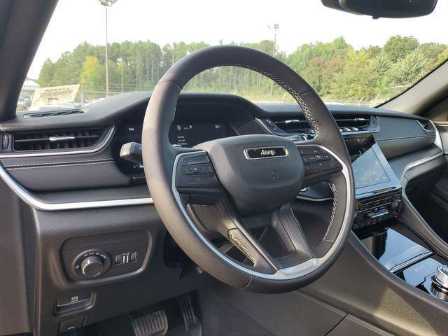 new 2024 Jeep Grand Cherokee car, priced at $35,204