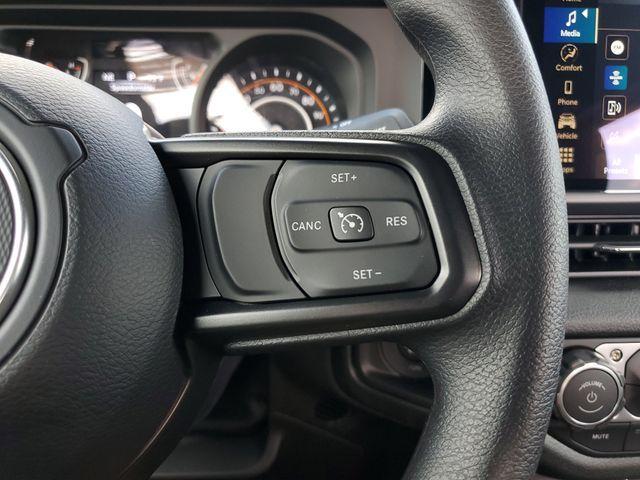 new 2026 Jeep Wrangler car, priced at $33,924