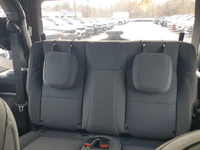 new 2026 Jeep Wrangler car, priced at $33,924