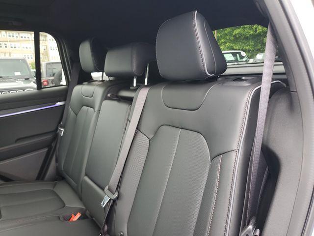 new 2025 Jeep Wagoneer S car, priced at $48,122