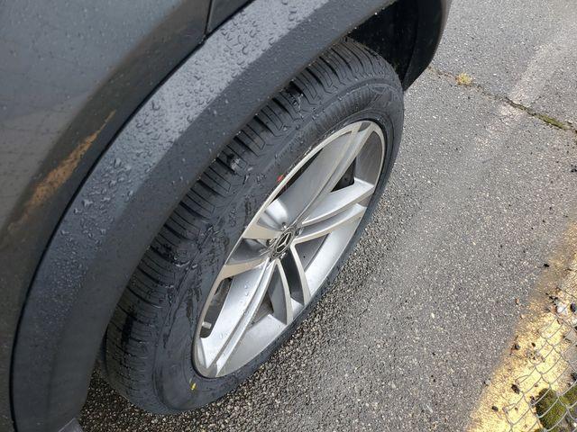 used 2022 Mercedes-Benz GLE 450 car, priced at $44,950
