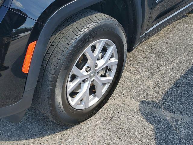 used 2022 Jeep Grand Cherokee car, priced at $27,950