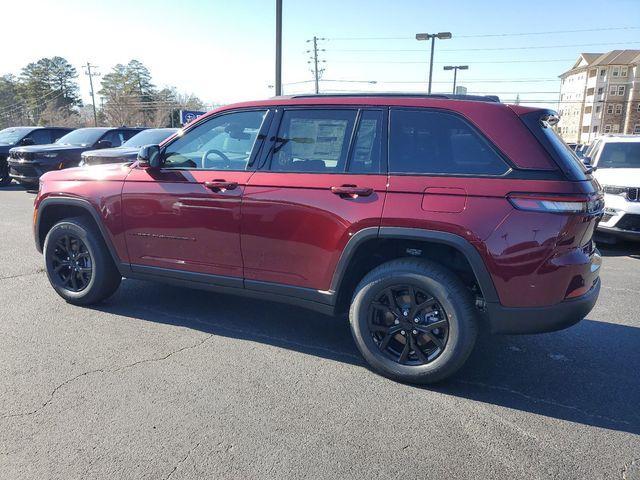 new 2025 Jeep Grand Cherokee car, priced at $39,592