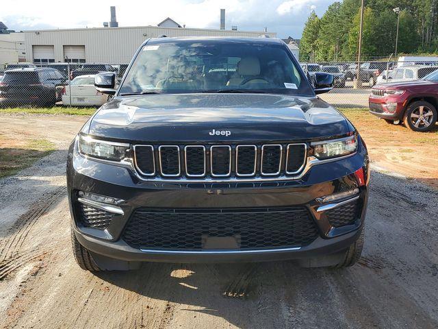 new 2025 Jeep Grand Cherokee car, priced at $45,101