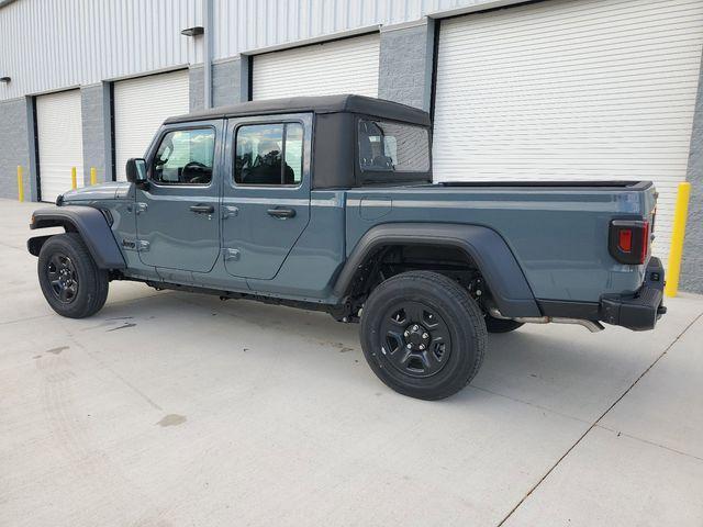 new 2025 Jeep Gladiator car, priced at $37,082