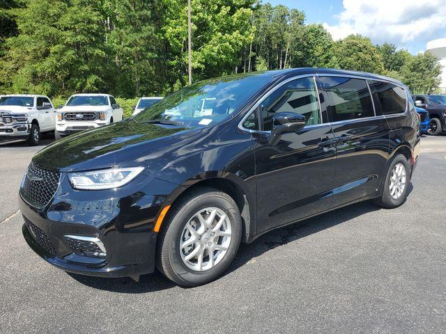 new 2025 Chrysler Pacifica car, priced at $41,988