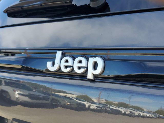 used 2025 Jeep Grand Cherokee car, priced at $37,975