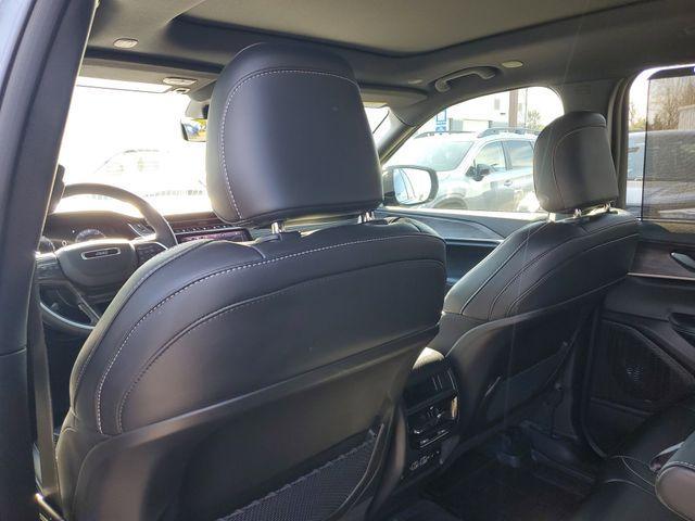 used 2025 Jeep Grand Cherokee car, priced at $37,975