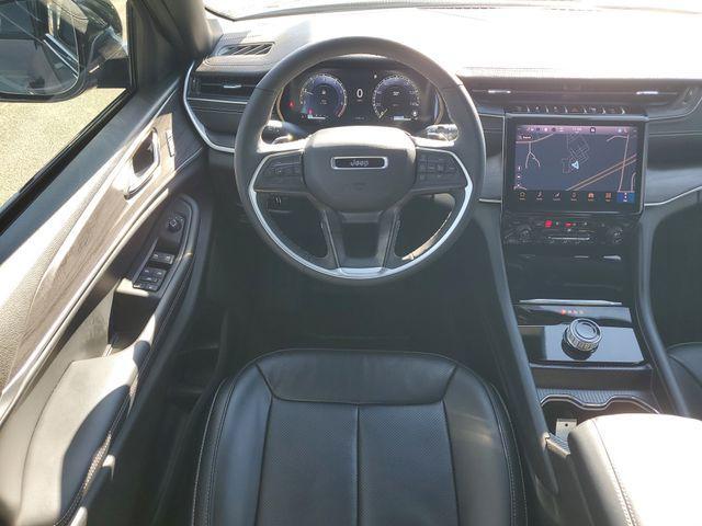 used 2025 Jeep Grand Cherokee car, priced at $37,975