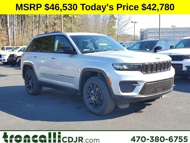 new 2025 Jeep Grand Cherokee car, priced at $42,780