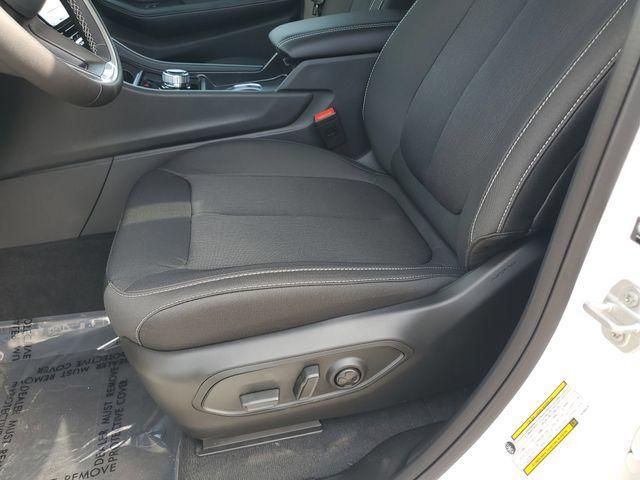 new 2025 Jeep Grand Cherokee car, priced at $33,324