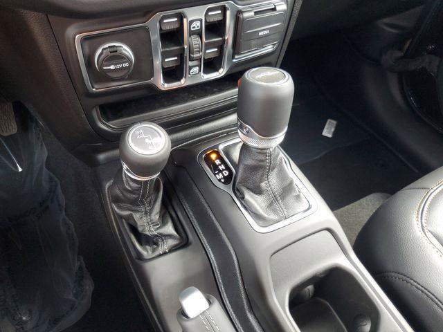 new 2025 Jeep Gladiator car, priced at $48,178