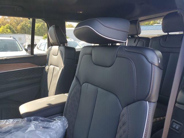 new 2025 Jeep Grand Cherokee L car, priced at $61,975