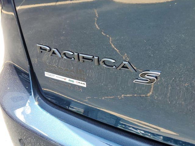 new 2025 Chrysler Pacifica car, priced at $49,934
