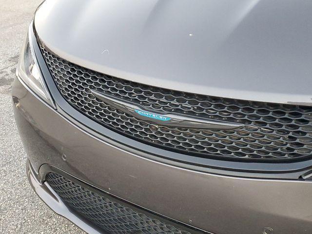 used 2020 Chrysler Pacifica Hybrid car, priced at $28,689