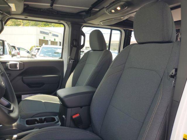 new 2025 Jeep Wrangler car, priced at $38,818