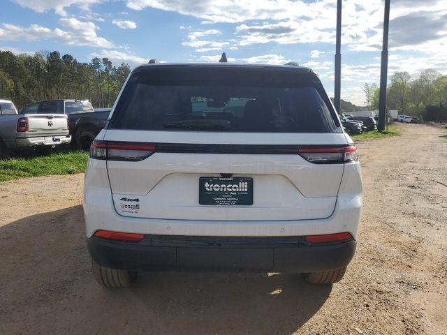 new 2024 Jeep Grand Cherokee car, priced at $36,555