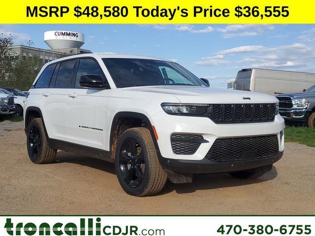 new 2024 Jeep Grand Cherokee car, priced at $36,555