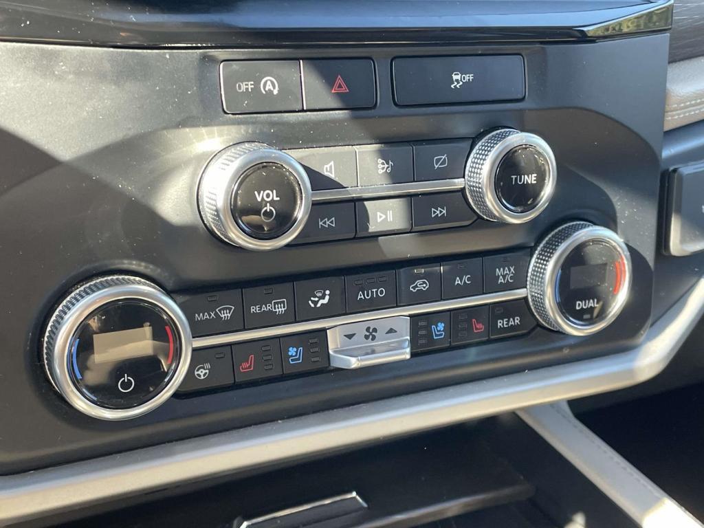 used 2023 Ford Expedition car, priced at $40,835