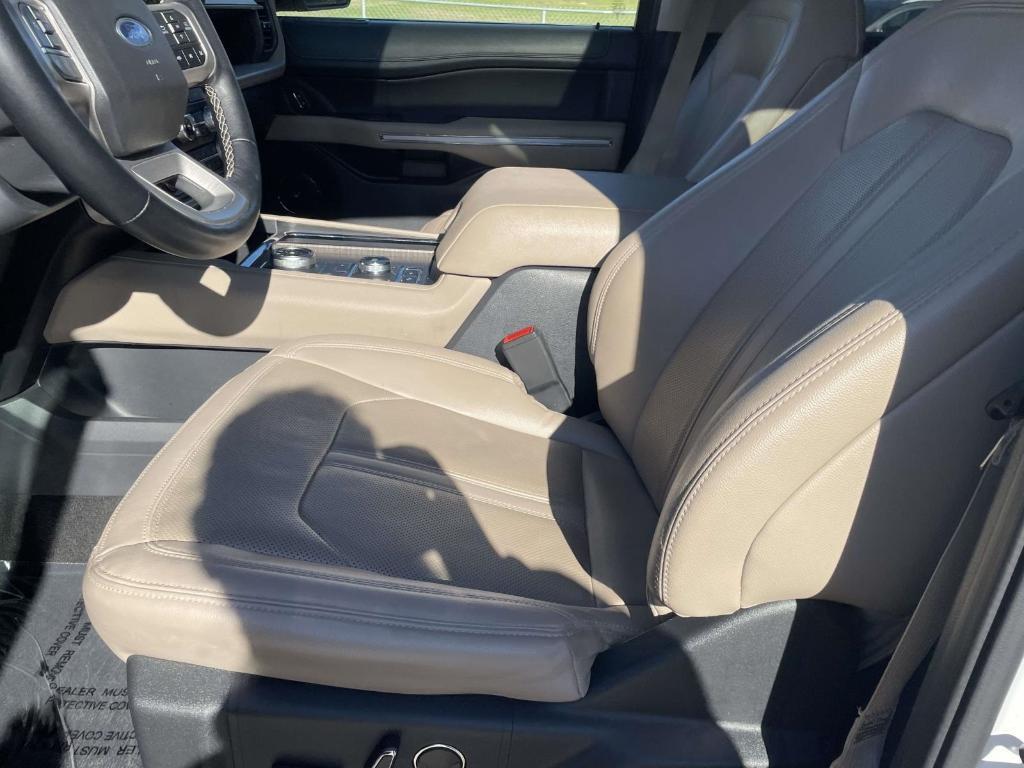 used 2023 Ford Expedition car, priced at $40,835