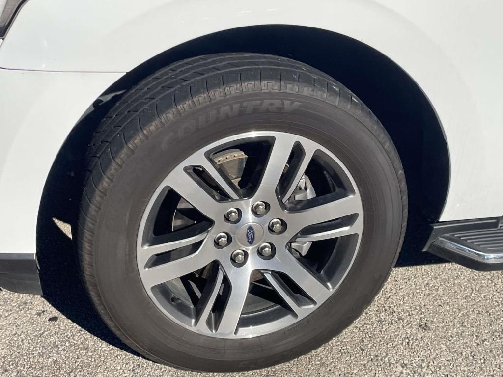 used 2023 Ford Expedition car, priced at $40,835