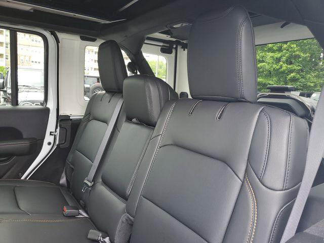 new 2025 Jeep Wrangler car, priced at $54,156