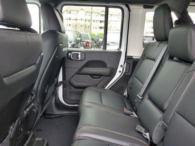 new 2025 Jeep Wrangler car, priced at $54,156