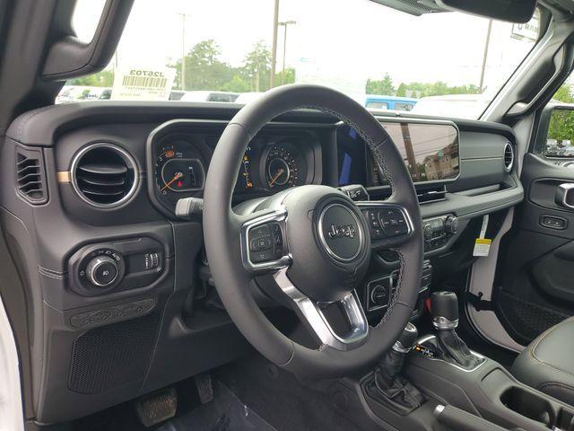 new 2025 Jeep Wrangler car, priced at $54,156