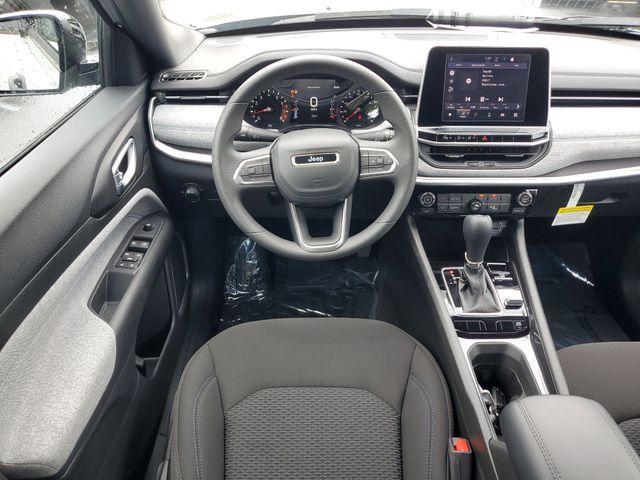 new 2025 Jeep Compass car, priced at $27,365