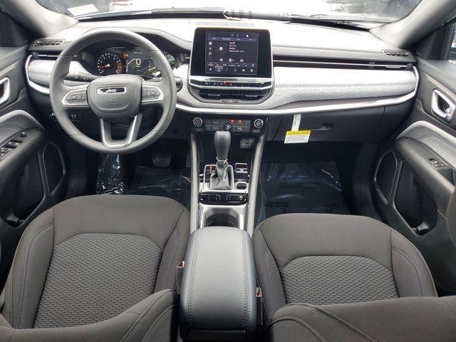 new 2025 Jeep Compass car, priced at $27,365