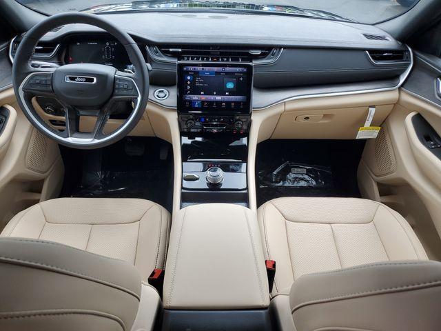 new 2025 Jeep Grand Cherokee L car, priced at $49,041