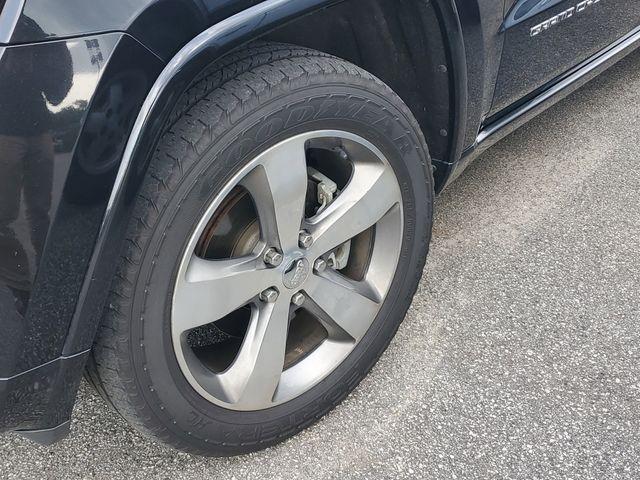 used 2015 Jeep Grand Cherokee car, priced at $17,498