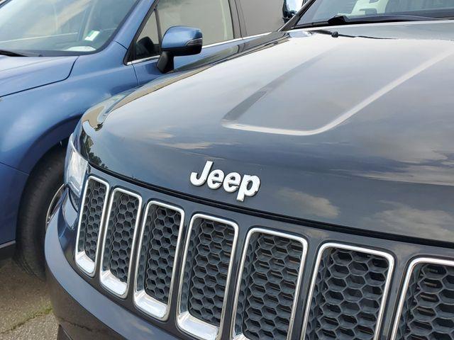 used 2015 Jeep Grand Cherokee car, priced at $17,498
