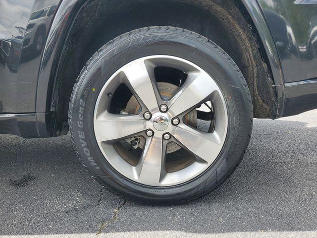 used 2015 Jeep Grand Cherokee car, priced at $17,498