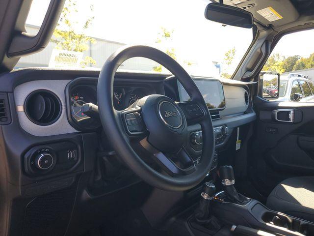 new 2026 Jeep Wrangler car, priced at $36,517