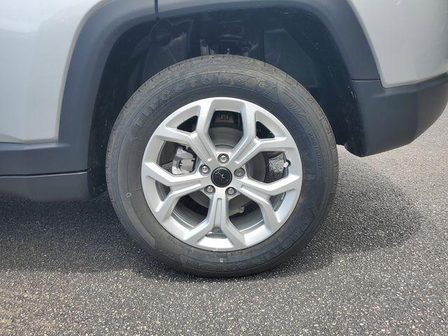 new 2025 Jeep Compass car, priced at $27,765