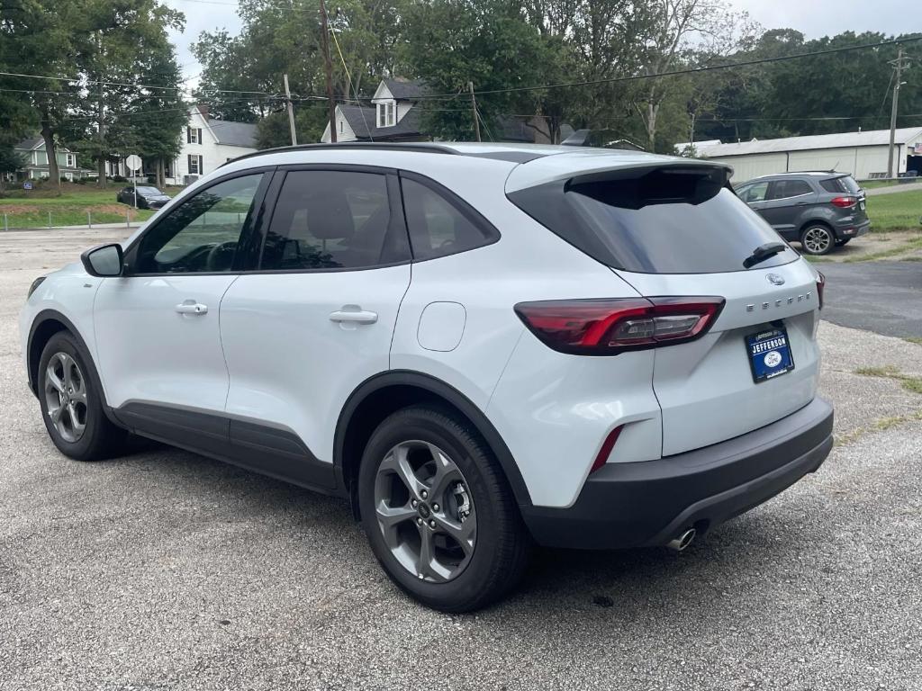 used 2025 Ford Escape car, priced at $22,925