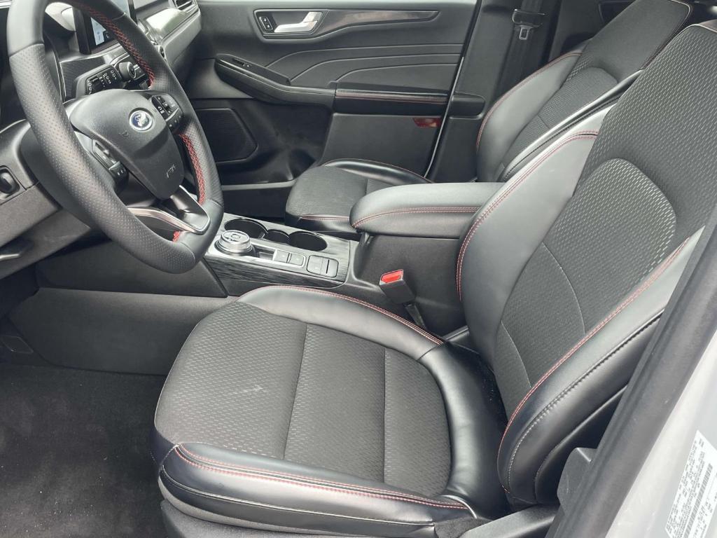 used 2025 Ford Escape car, priced at $22,925