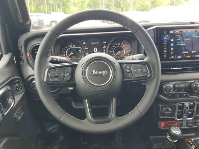 new 2025 Jeep Gladiator car, priced at $44,901