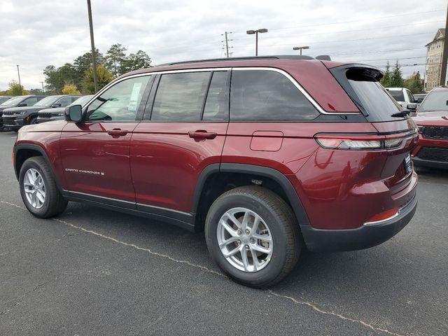 new 2025 Jeep Grand Cherokee car, priced at $37,970