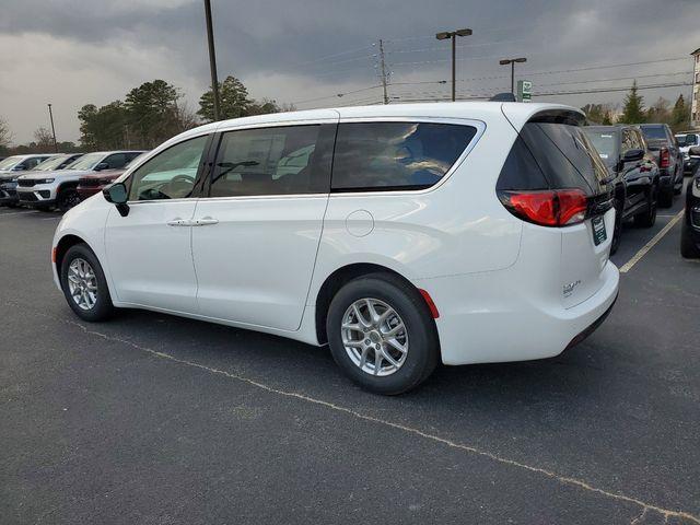 new 2025 Chrysler Voyager car, priced at $37,978