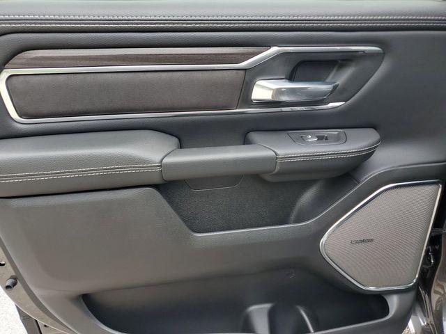 new 2025 Ram 1500 car, priced at $60,672