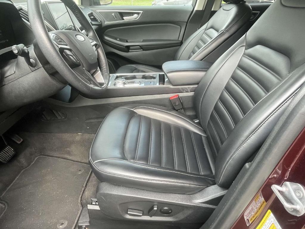used 2024 Ford Edge car, priced at $20,354